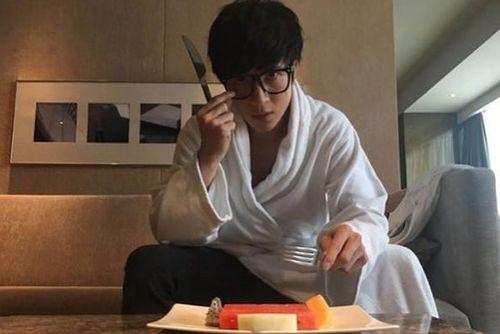 薛之谦吃瓜搬砖视频大全,趣味视频大盘点