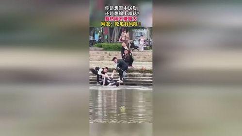 群众吃鬼瓜视频大全集播放,群众吃瓜视频大全集揭秘