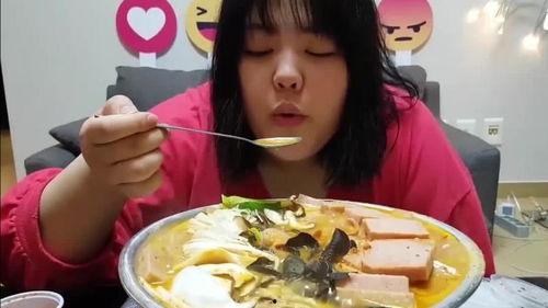 如何看懂吃瓜视频呢