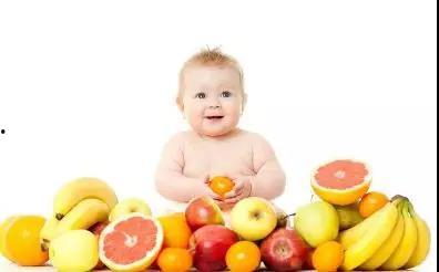 宝宝抢脆瓜吃的视频播放,萌化人心脆瓜争夺战