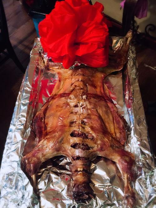 带你吃瓜吃烤全羊视频