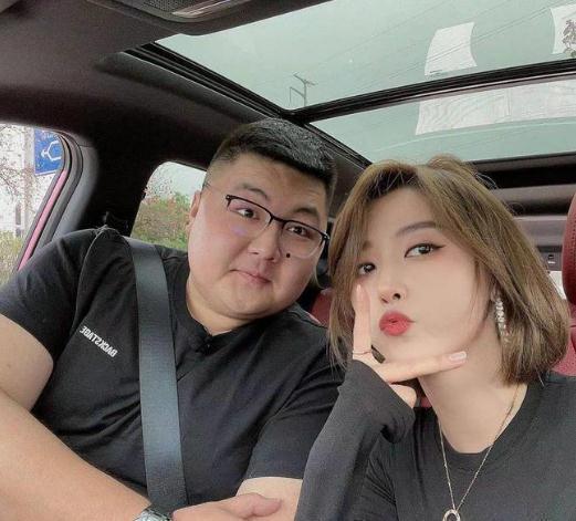 聂小雨吃瓜视频什么梗,揭秘娱乐圈幕后真相