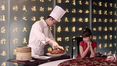 扫地阿姨吃瓜视频播放,吃瓜视频播放量爆表！